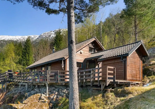 Cabin front view